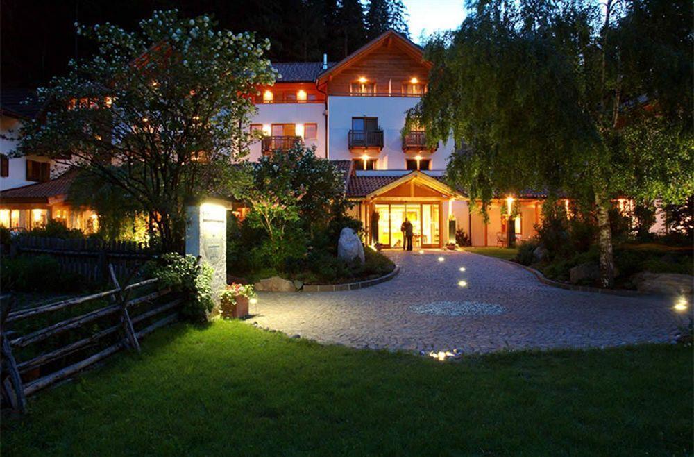Sarentino Hotel Bad Schoergau מראה חיצוני תמונה